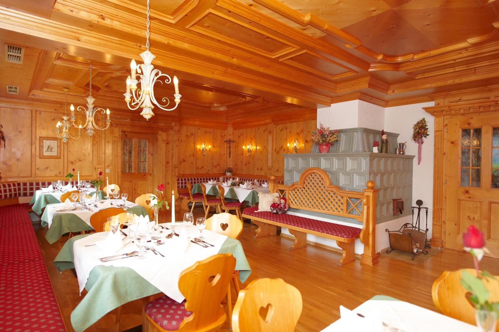 Landhotel Haeuserl Im Wald Грьобминг Екстериор снимка