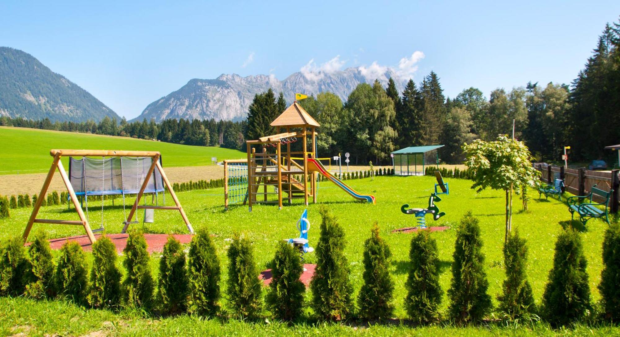 Landhotel Haeuserl Im Wald Грьобминг Екстериор снимка