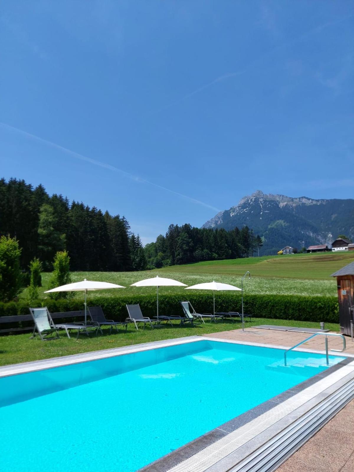 Landhotel Haeuserl Im Wald Грьобминг Екстериор снимка